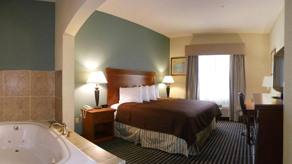 Executive Inn & Suites Marlin Εξωτερικό φωτογραφία