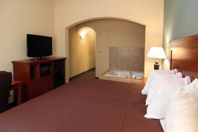 Executive Inn & Suites Marlin Δωμάτιο φωτογραφία